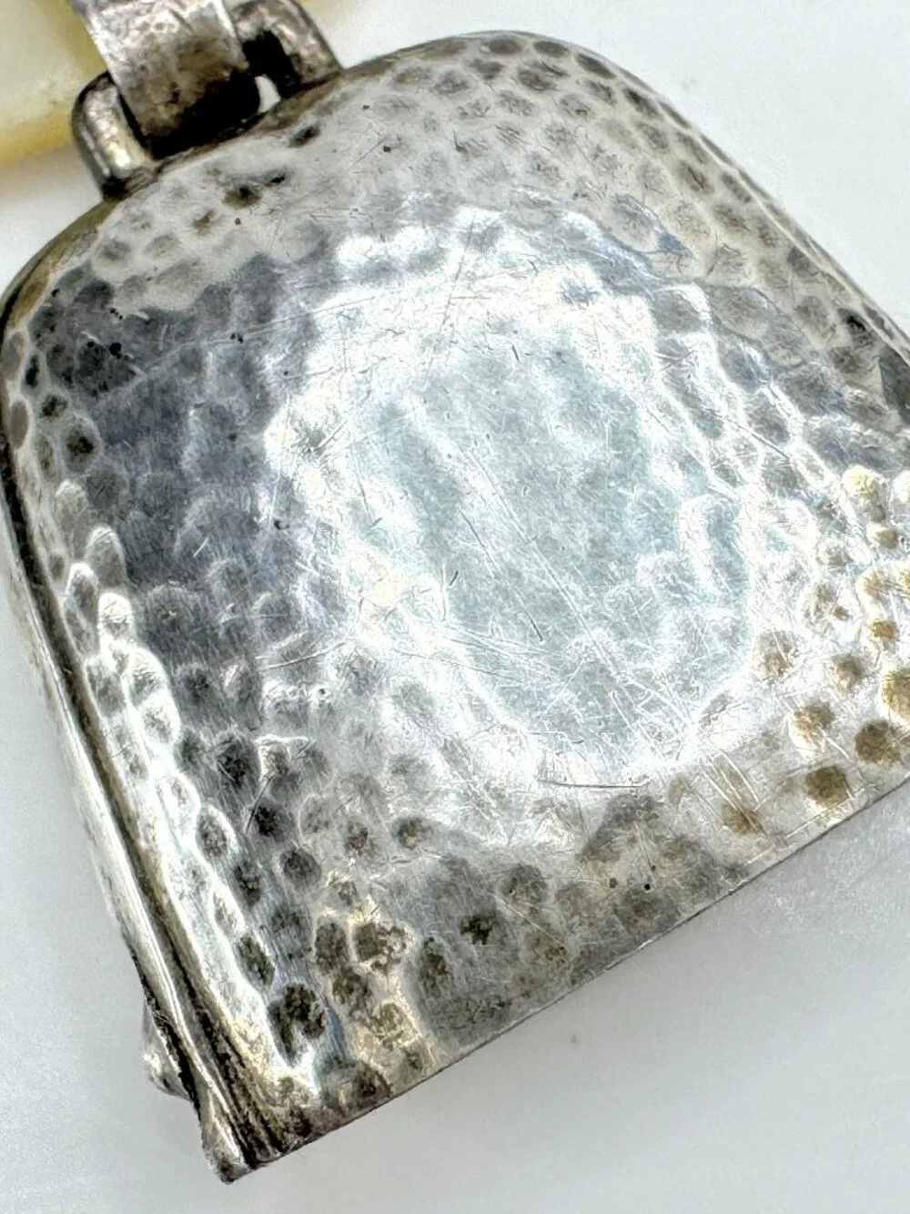 Vintage sterling silver hammered bell mother of pearl baby teething ring SS472